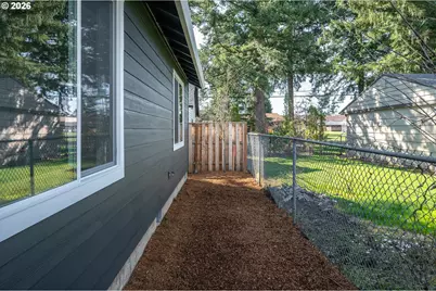 6215 SE Knapp St #B, Portland, OR 97206 - Photo 23