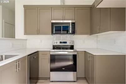 6215 SE Knapp St #B, Portland, OR 97206 - Photo 5