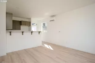 6215 SE Knapp St, Portland, OR 97206 - Photo 11