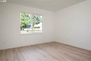 6215 SE Knapp St, Portland, OR 97206 - Photo 9