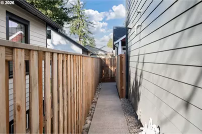 6215 SE Knapp St #B, Portland, OR 97206 - Photo 25
