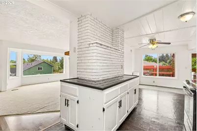 7017 NE 2nd Ave, Vancouver, WA 98665 - Photo 9