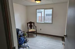 380 W Gregory Rd, Central Point, OR 97502 - Photo 7