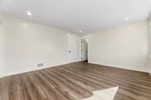 790 Oregon Ave, North Bend, OR 97459 - Photo 31