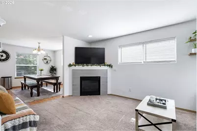 8253 N Bliss St, Portland, OR 97203 - Photo 9