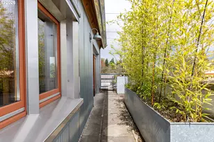 321 Mill St, Eugene, OR 97401 - Photo 13