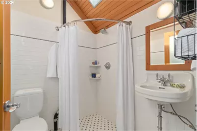 321 Mill St #4, Eugene, OR 97401 - Photo 35