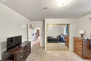 729 N 8th St, Coos Bay, OR 97420 - Photo 33