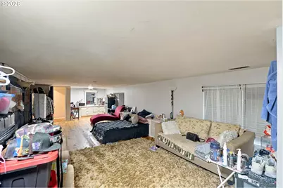 729 N 8th St, Coos Bay, OR 97420 - Photo 41
