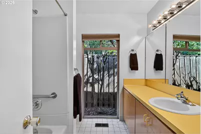 10185 SE Walnut Dr, Happy Valley, OR 97086 - Photo 37