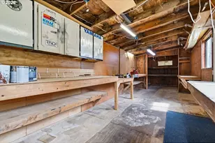 2111 C St, Forest Grove, OR 97116 - Photo 35