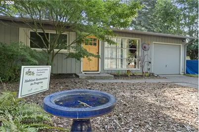 2032 SE 147th Ave, Portland, OR 97233 - Photo 3