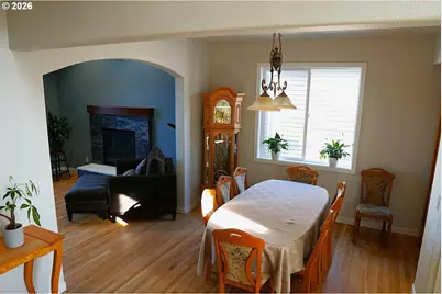 2370 Michael Dr, West Linn, OR 97068 - Photo 9