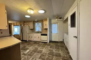 2430 Meadowlark Ln, Kelso, WA 98626 - Photo 11