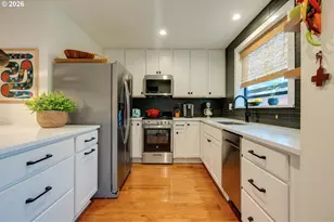1420 SE Claybourne St, Portland, OR 97202 - Photo 3