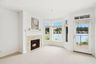 105 3rd St, Lake Oswego, OR 97034 - Photo 9