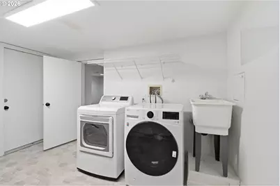 5525 N Syracuse St, Portland, OR 97203 - Photo 31