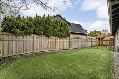 2484 NE Nicki Ct, Hillsboro, OR 97124 - Photo 29