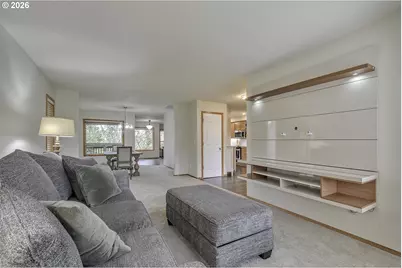 2484 NE Nicki Ct, Hillsboro, OR 97124 - Photo 5