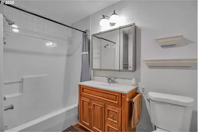 406 W C St, Rainier, OR 97048 - Photo 27