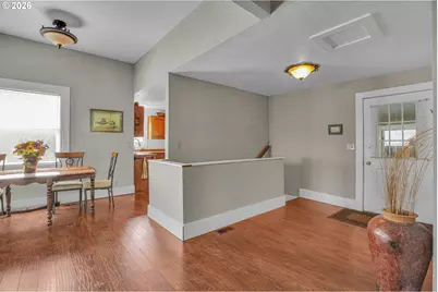 406 W C St, Rainier, OR 97048 - Photo 25