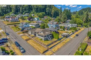 406 W C St, Rainier, OR 97048 - Photo 5