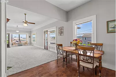 406 W C St, Rainier, OR 97048 - Photo 17