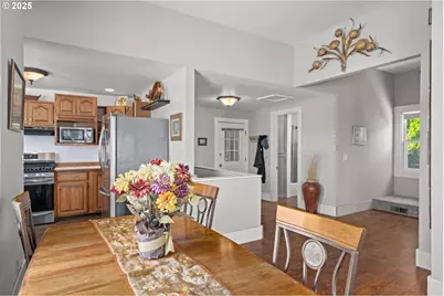 406 W C St, Rainier, OR 97048 - Photo 19