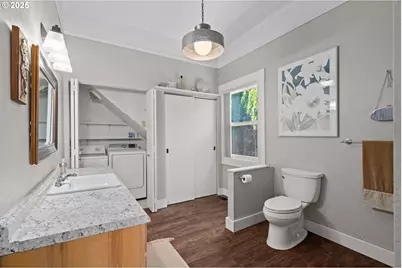 406 W C St, Rainier, OR 97048 - Photo 27