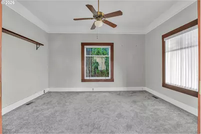 406 W C St, Rainier, OR 97048 - Photo 9