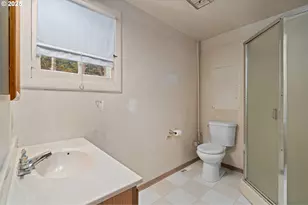 406 W C St, Rainier, OR 97048 - Photo 43