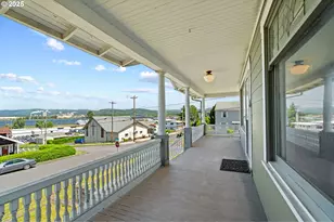 406 W C St, Rainier, OR 97048 - Photo 13