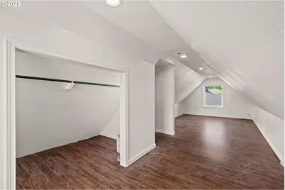 406 W C St, Rainier, OR 97048 - Photo 35