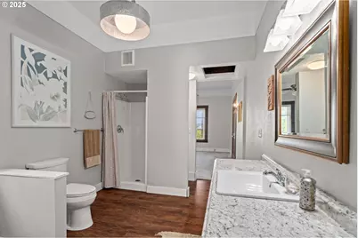 406 W C St, Rainier, OR 97048 - Photo 29