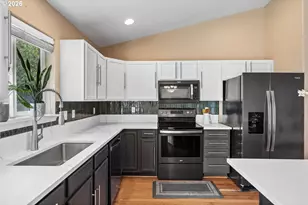 3238 NW Pacific Rim Dr, Camas, WA 98607 - Photo 11