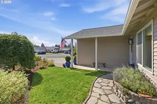 901 SE 6th Ct, Battle Ground, WA 98604 - Photo 5