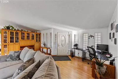 770 18th Ave, Coos Bay, OR 97420 - Photo 15