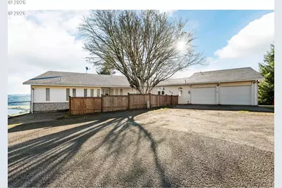 770 18th Ave, Coos Bay, OR 97420 - Photo 1