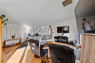 770 18th Ave, Coos Bay, OR 97420 - Photo 11