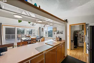 770 18th Ave, Coos Bay, OR 97420 - Photo 21