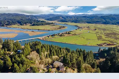 770 18th Ave, Coos Bay, OR 97420 - Photo 47