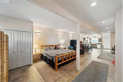 770 18th Ave, Coos Bay, OR 97420 - Photo 41