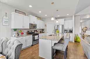 142 N 35th Pl, Cornelius, OR 97124 - Photo 7