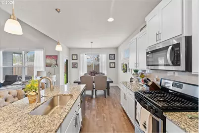 142 N 35th Pl, Cornelius, OR 97124 - Photo 9