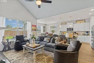 142 N 35th Pl, Cornelius, OR 97124 - Photo 5