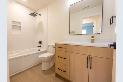 2116 E 39th St, Vancouver, WA 98663 - Photo 15