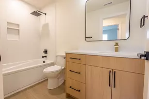 2116 E 39th St, Vancouver, WA 98663 - Photo 15