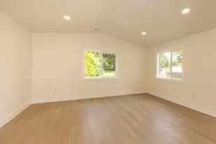 2116 E 39th St, Vancouver, WA 98663 - Photo 11