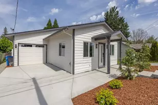 2116 E 39th St, Vancouver, WA 98663 - Photo 5