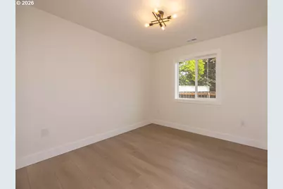 2116 E 39th St, Vancouver, WA 98663 - Photo 17